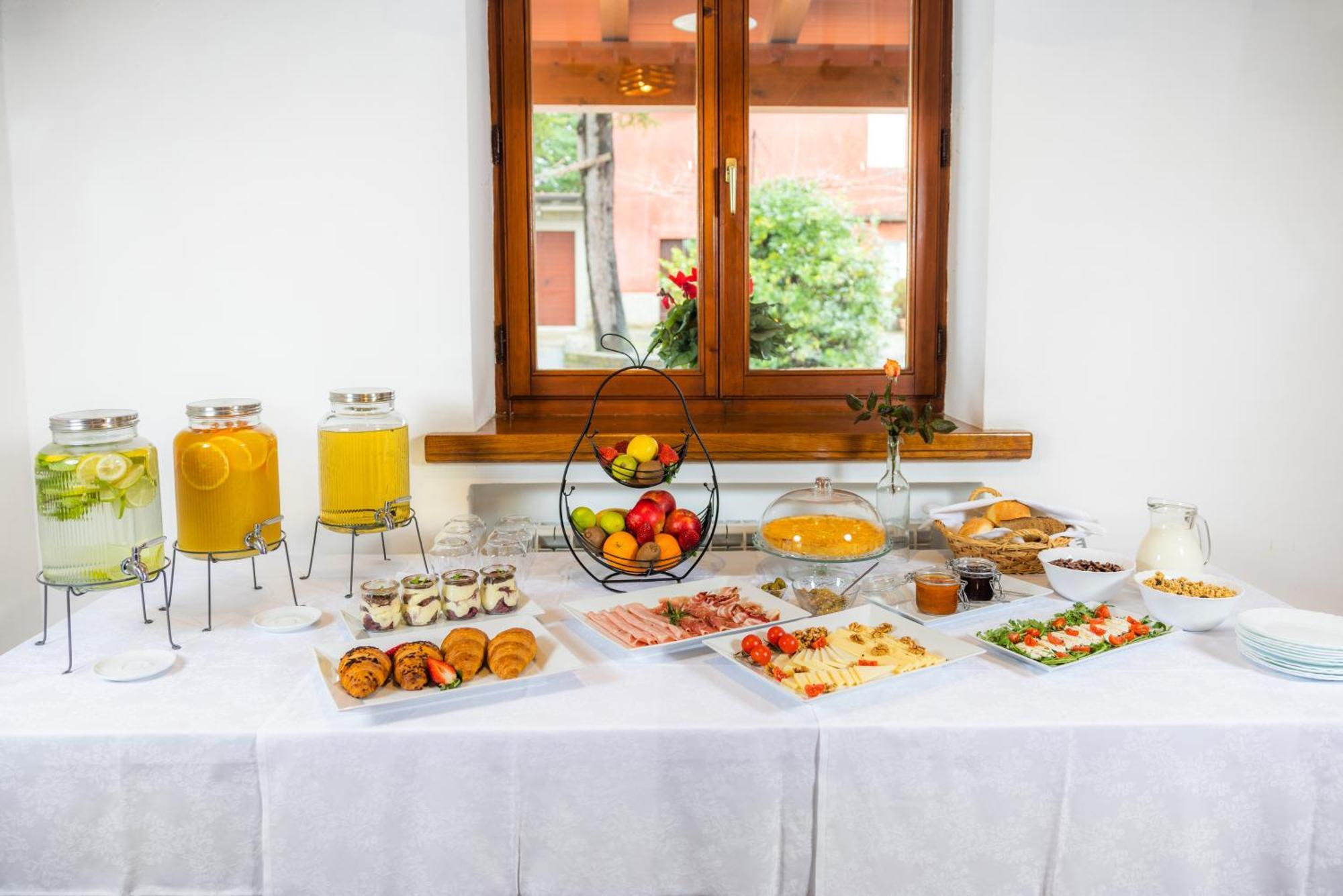 Stok - Rooms, Wine & Restaurant - Marezige, Koper Buitenkant foto