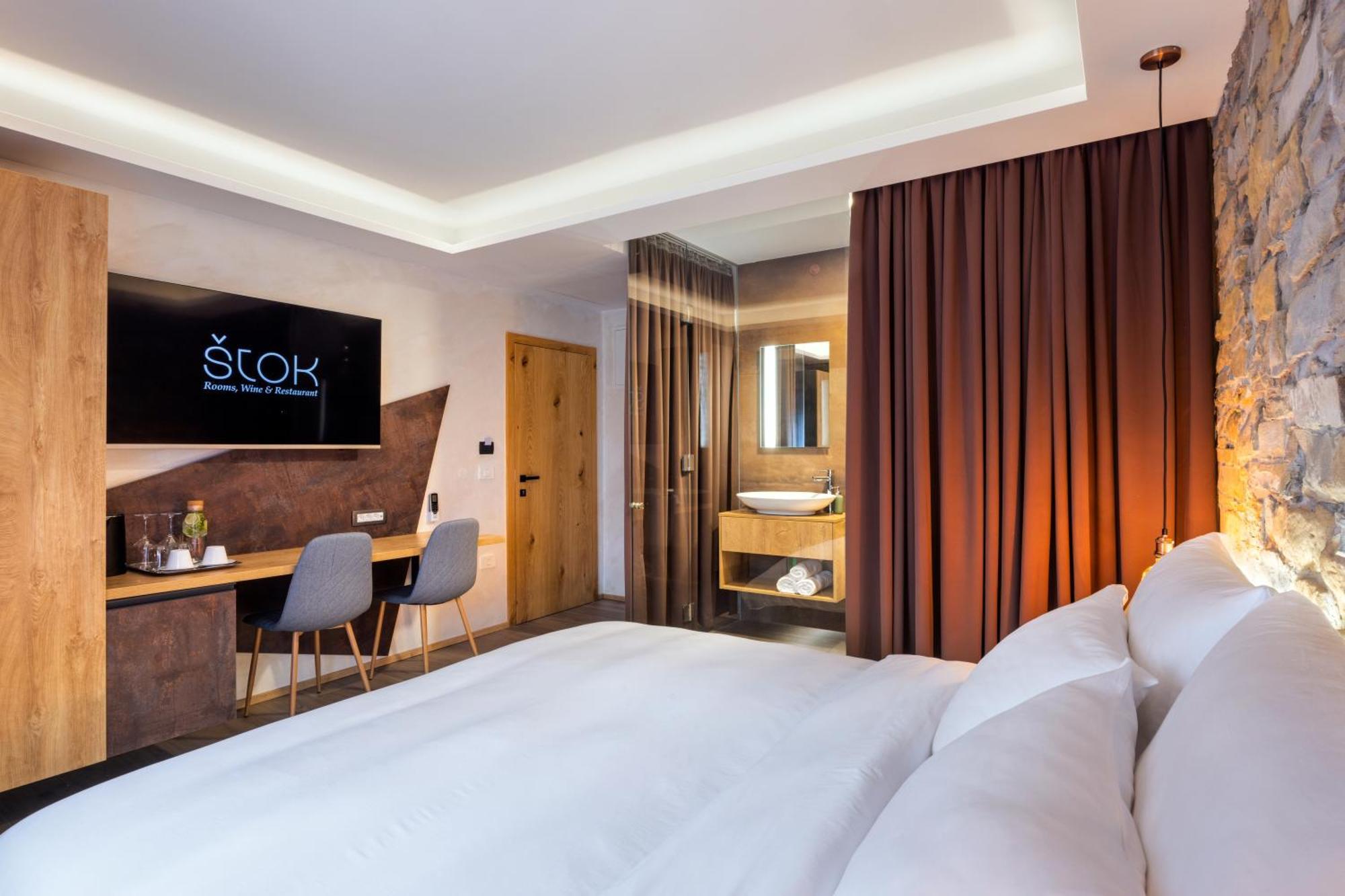 Stok - Rooms, Wine & Restaurant - Marezige, Koper Buitenkant foto